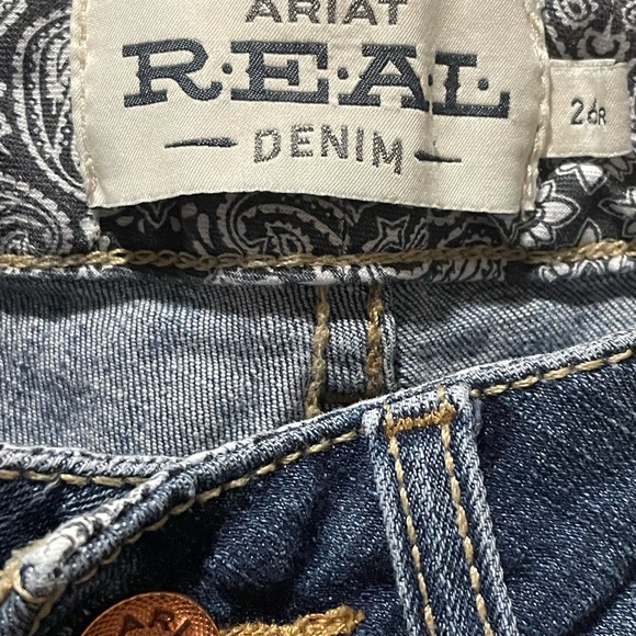 Ariat REAL - Picture 8 of 12